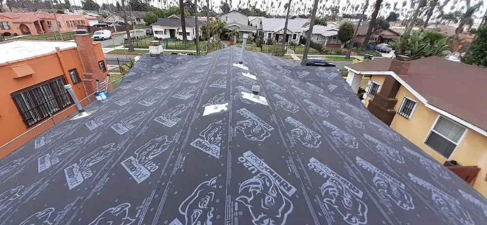 Slide of C&H Roofing