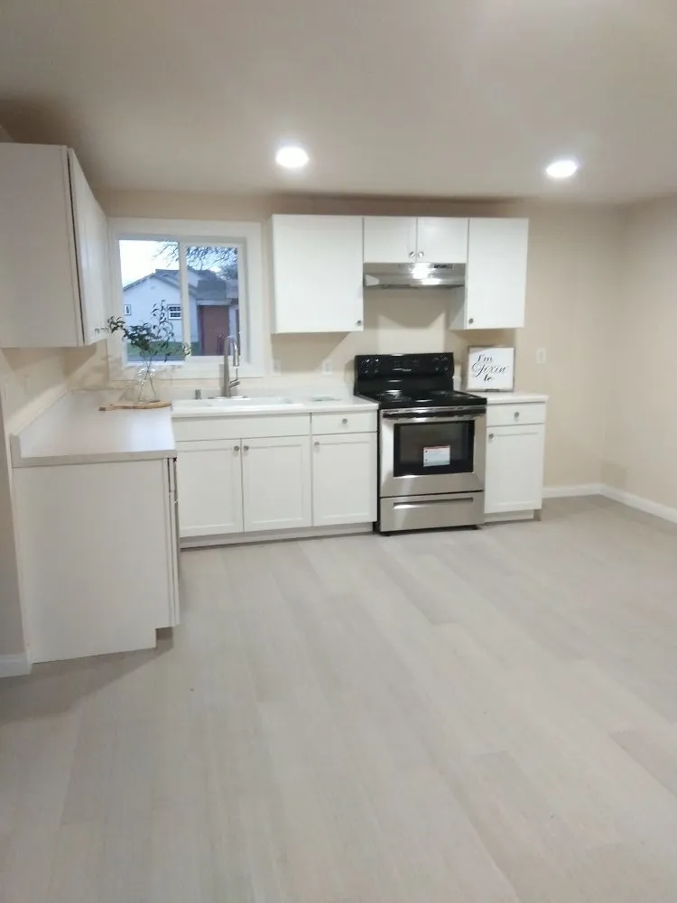 Slide of Chalio Fast Pro Construction