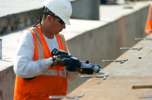 Chamberlin Roofing & Waterproofing Logo