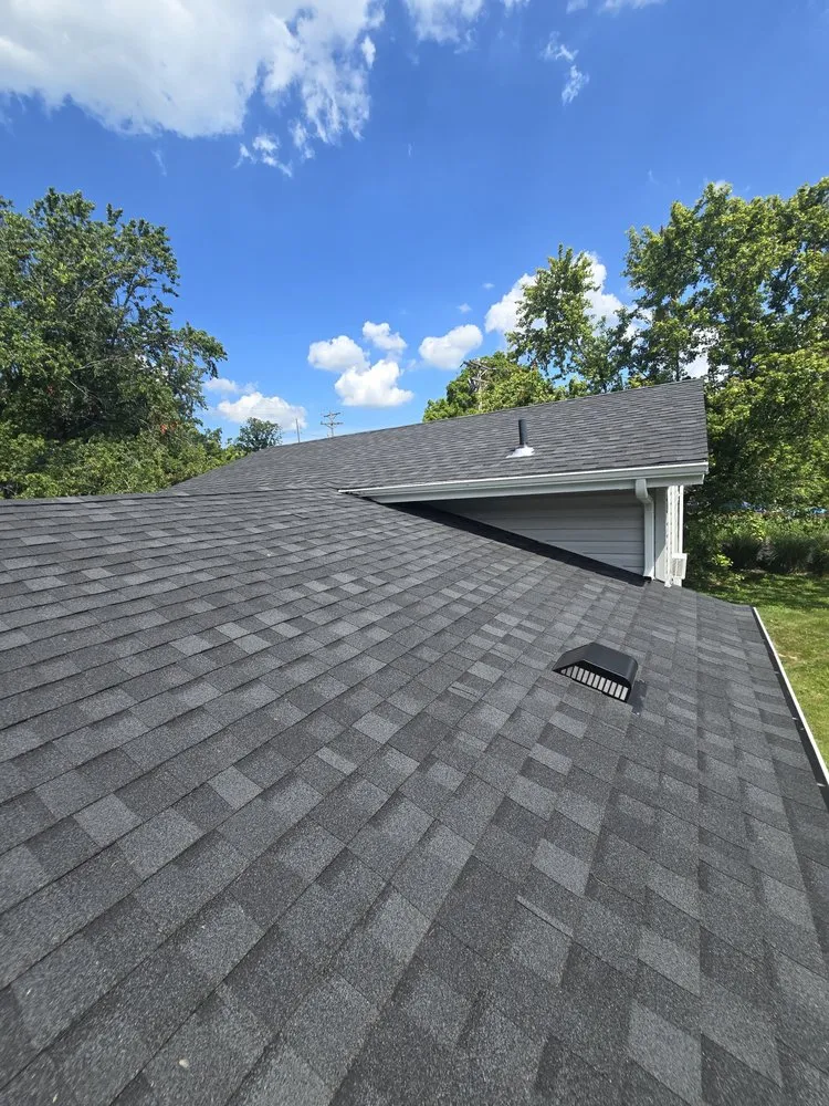 Licensed shingle roofing service experts serving St. Charles, MO - Chance Construction & Design