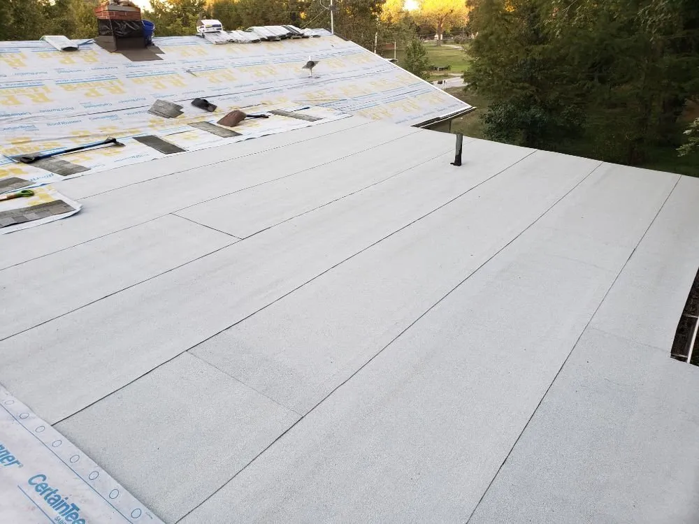 Slide of Chango's Roofing Services