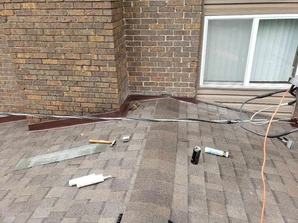 Slide of Chango's Roofing Services