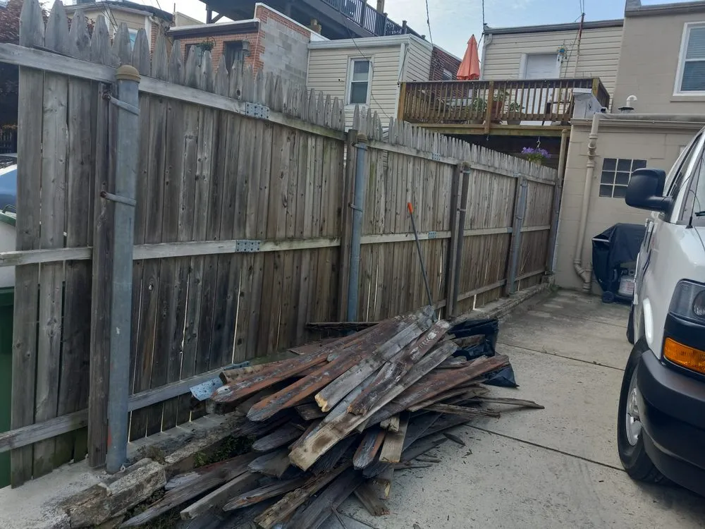 Slide of Charm County Solution