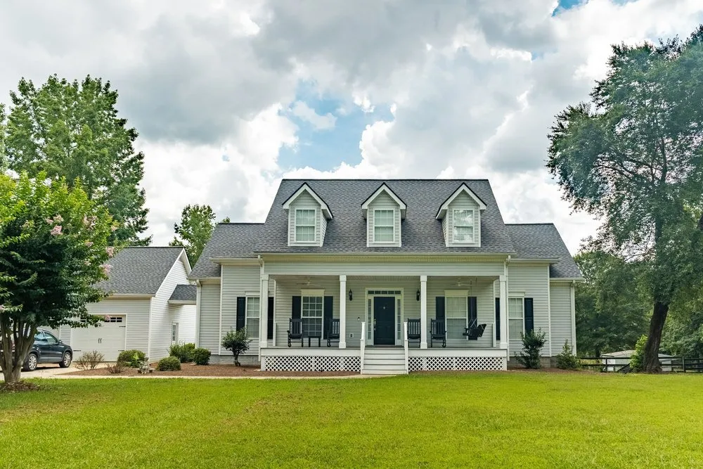 Slide of Chastain Roofing