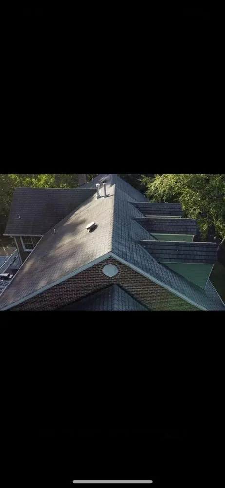 Professional shingle roofing service experts serving Midland, VA - Chavez Exteriors