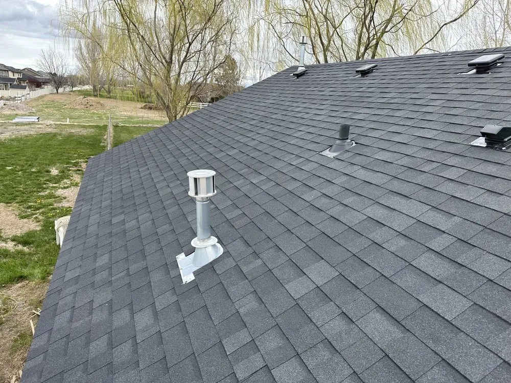 Slide of Chavez Roofing and Construction