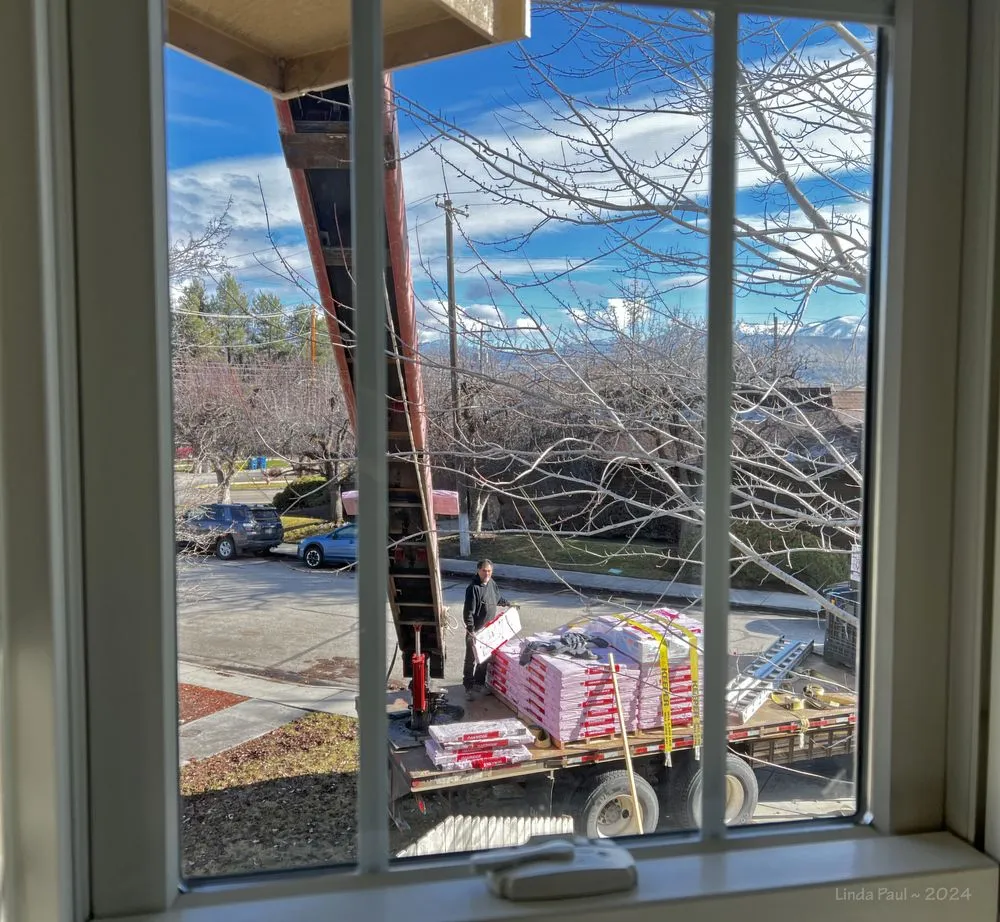 Slide of Chavez Roofing and Construction