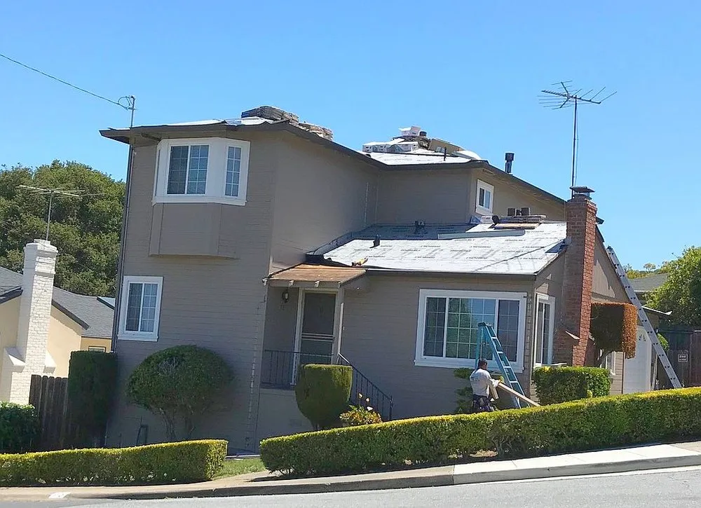 Slide of Chavez Roofing