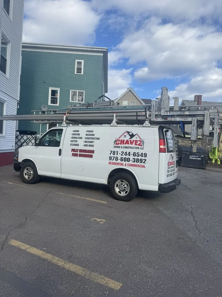 Slide of Chavez Siding & Construction