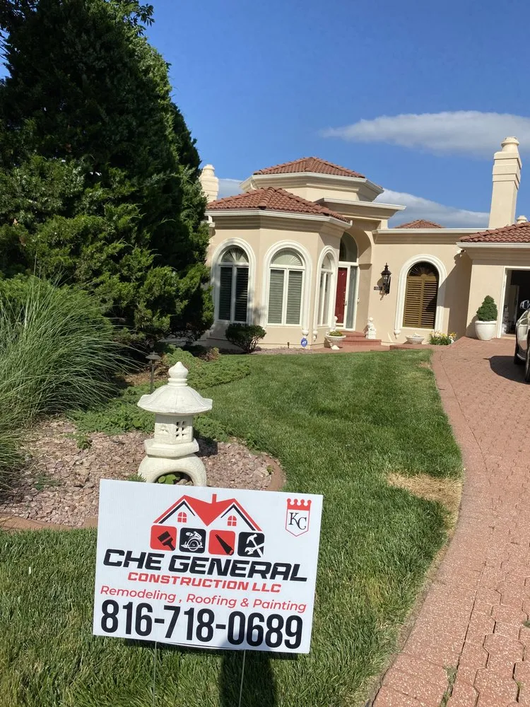 Slide of CHE General Construction