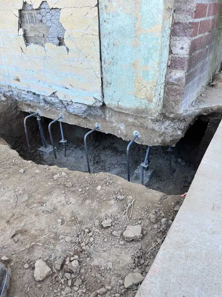 Slide of Chelu Construction