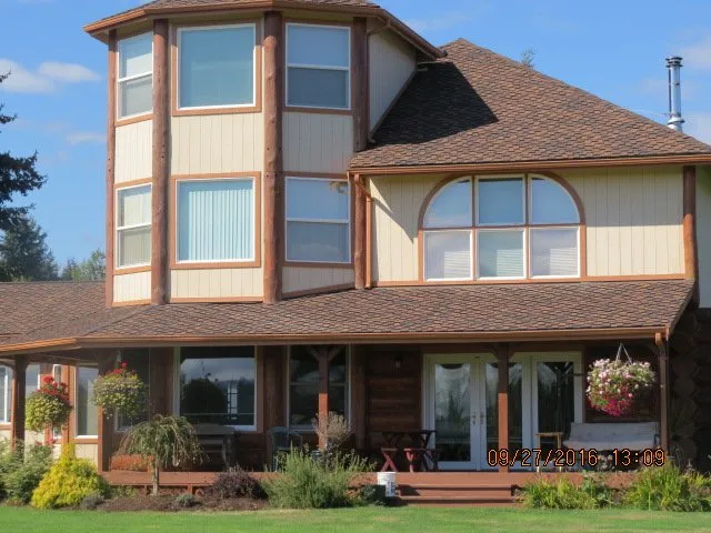 Slide of Chet's Roofing & Construction