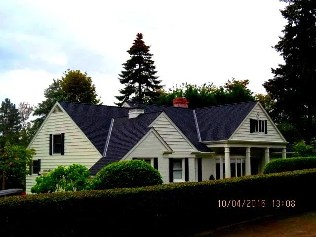 Slide of Chet's Roofing & Construction