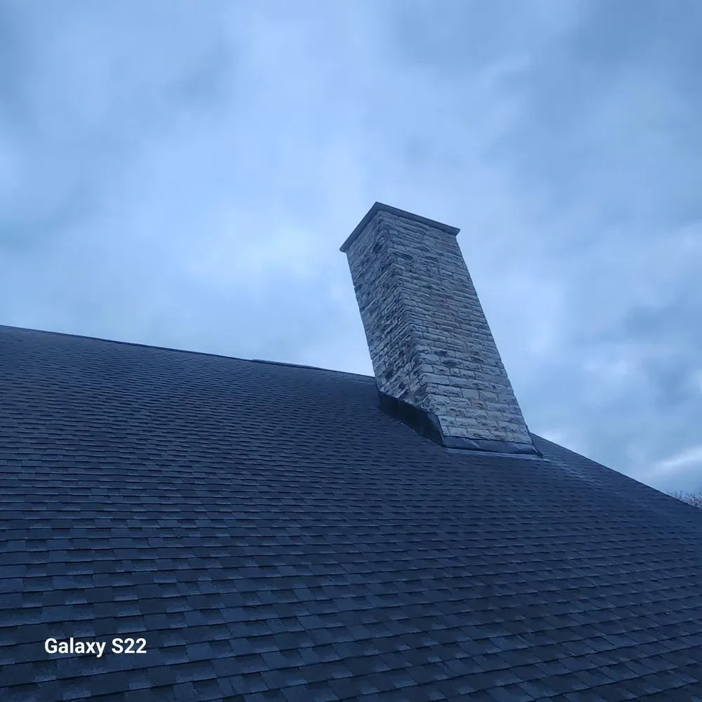 Slide of Chic Cleaning Services