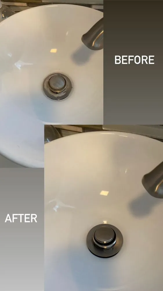 Slide of Chic Cleaning Services