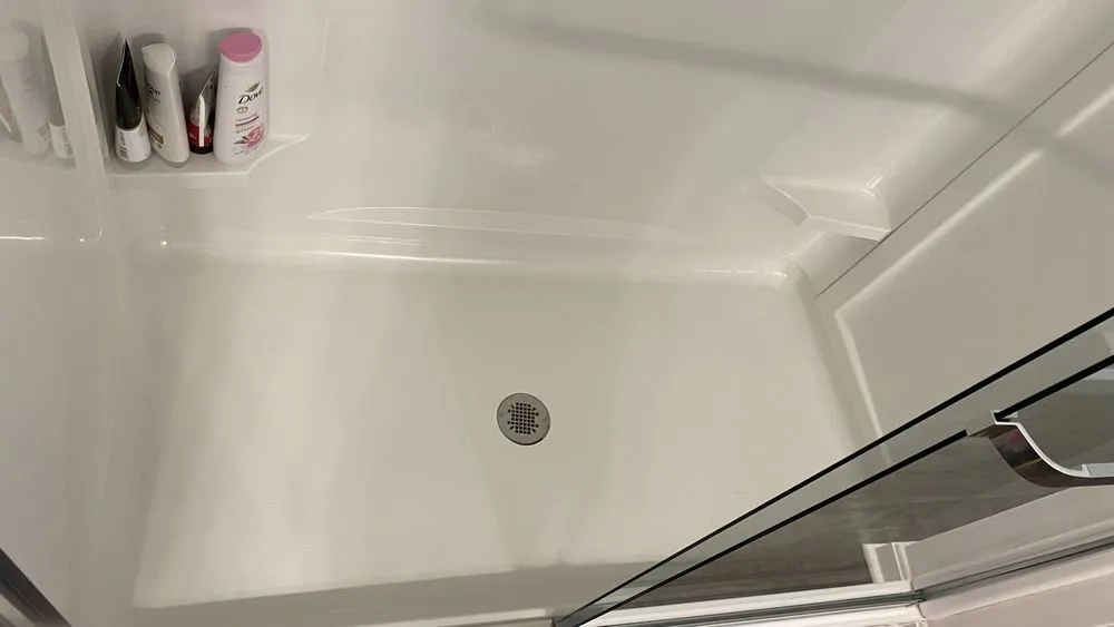 Slide of Chic Cleaning Services