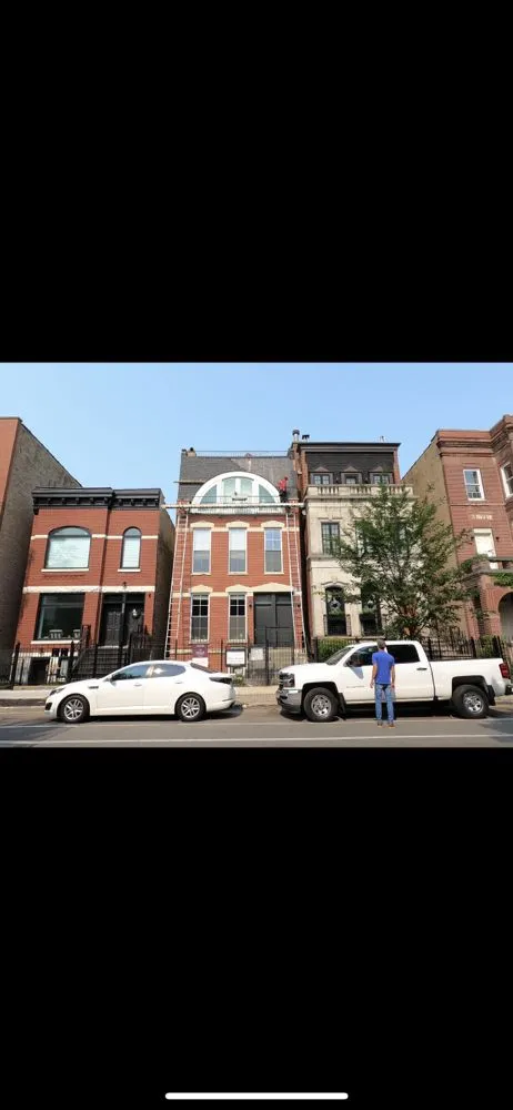 Slide of Chicago City Roofing