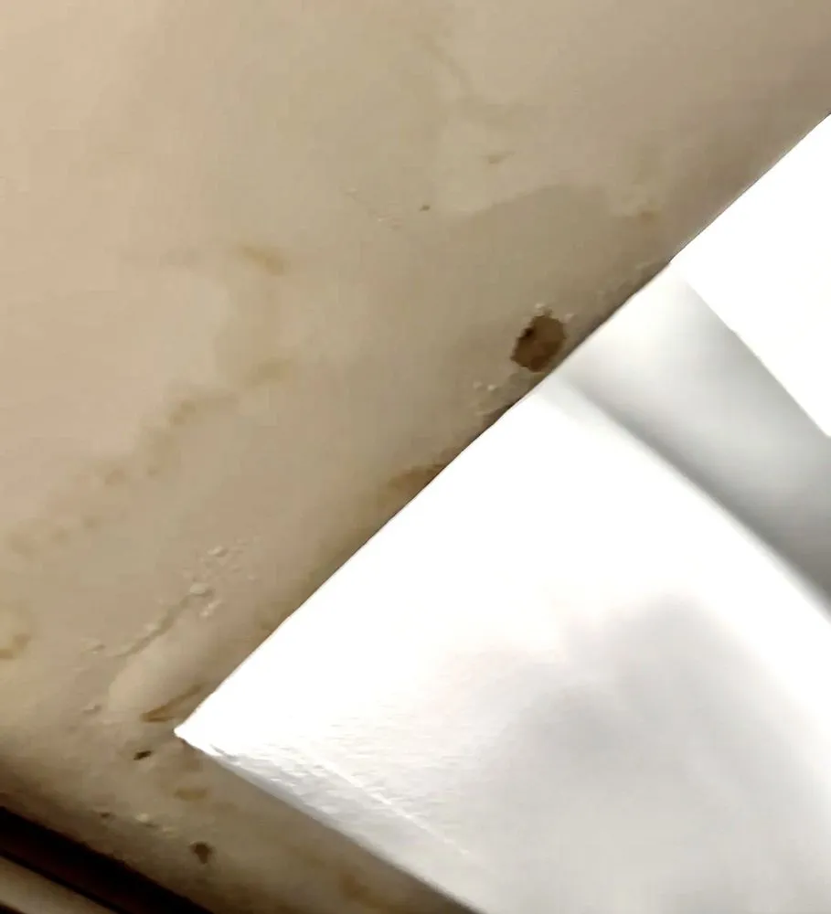 Slide of Chicago City Roofing