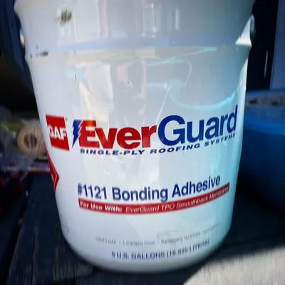 Chicago City Roofing Logo