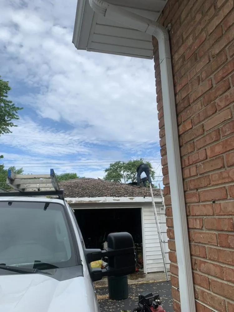 Slide of Chicago elite roofing