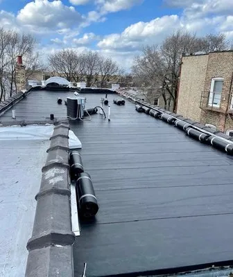 Chicago Flat Roof Experts Logo