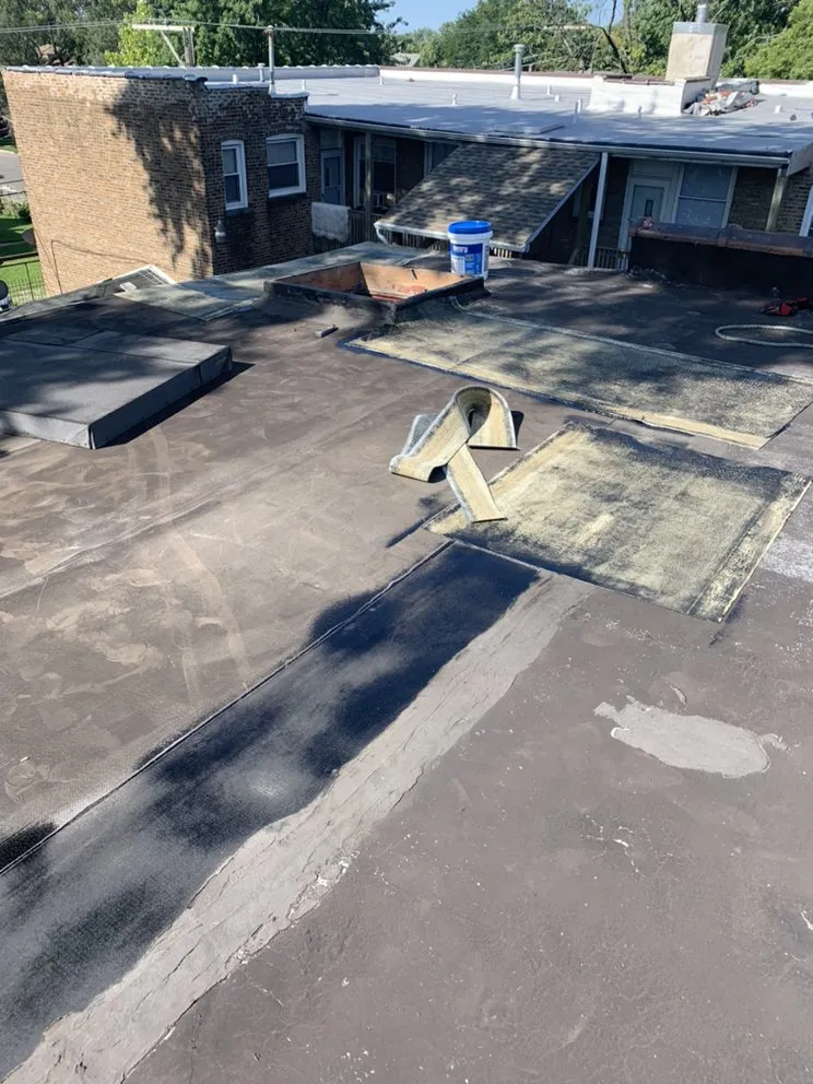 Slide of Chicago Flat Roof Services