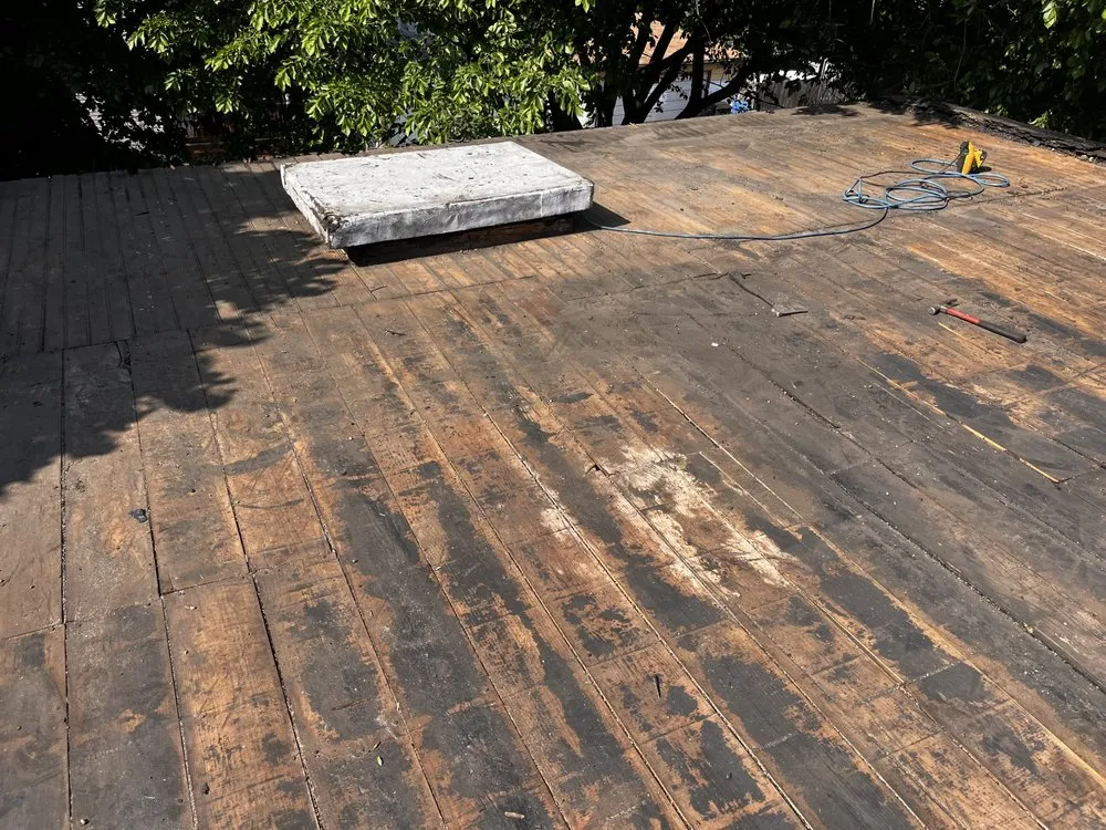 Slide of Chicago Flat Roof Services