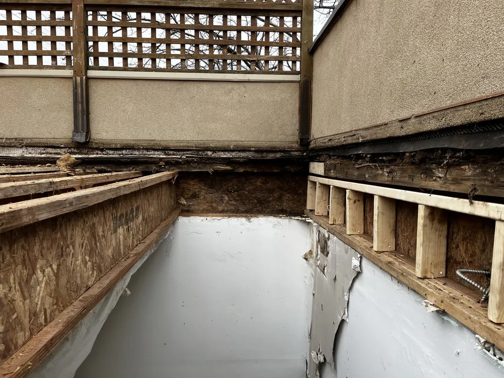 Slide of Chicago Flat Roof Services