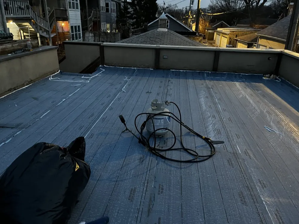 Slide of Chicago Flat Roof Services