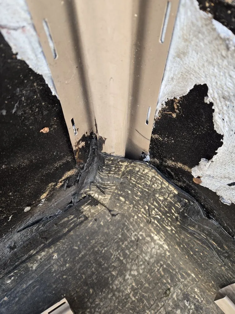 Slide of Chicago flat roofing