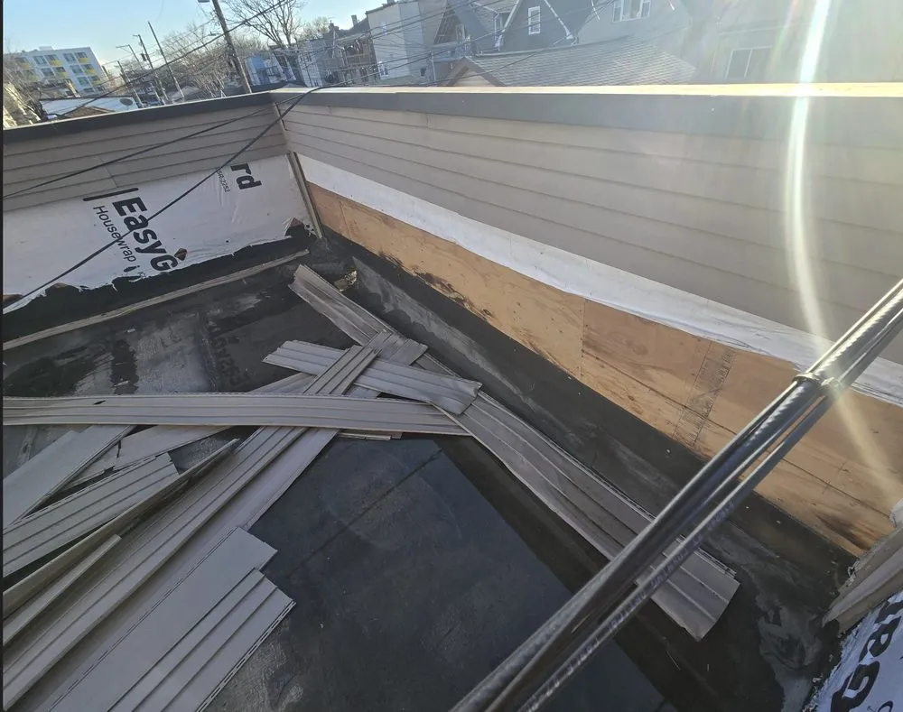 Slide of Chicago flat roofing