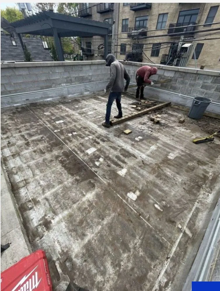 Slide of Chicago flat roofing