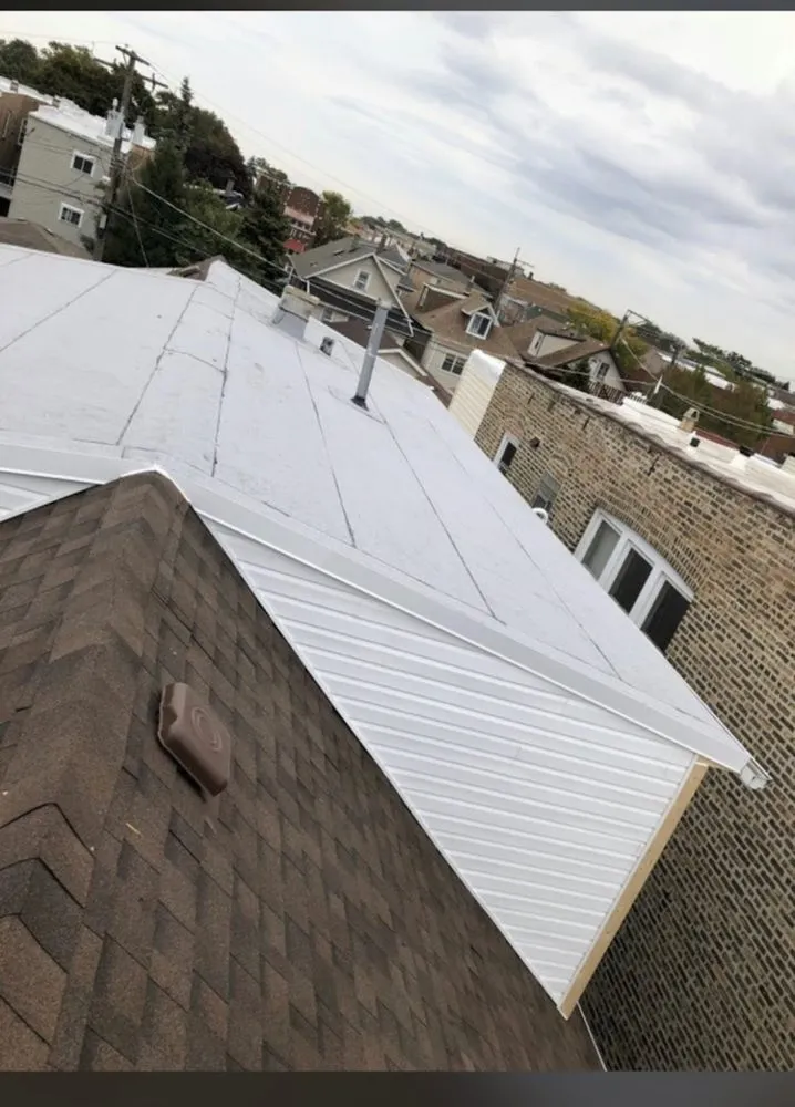 Slide of Chicago flat roofing