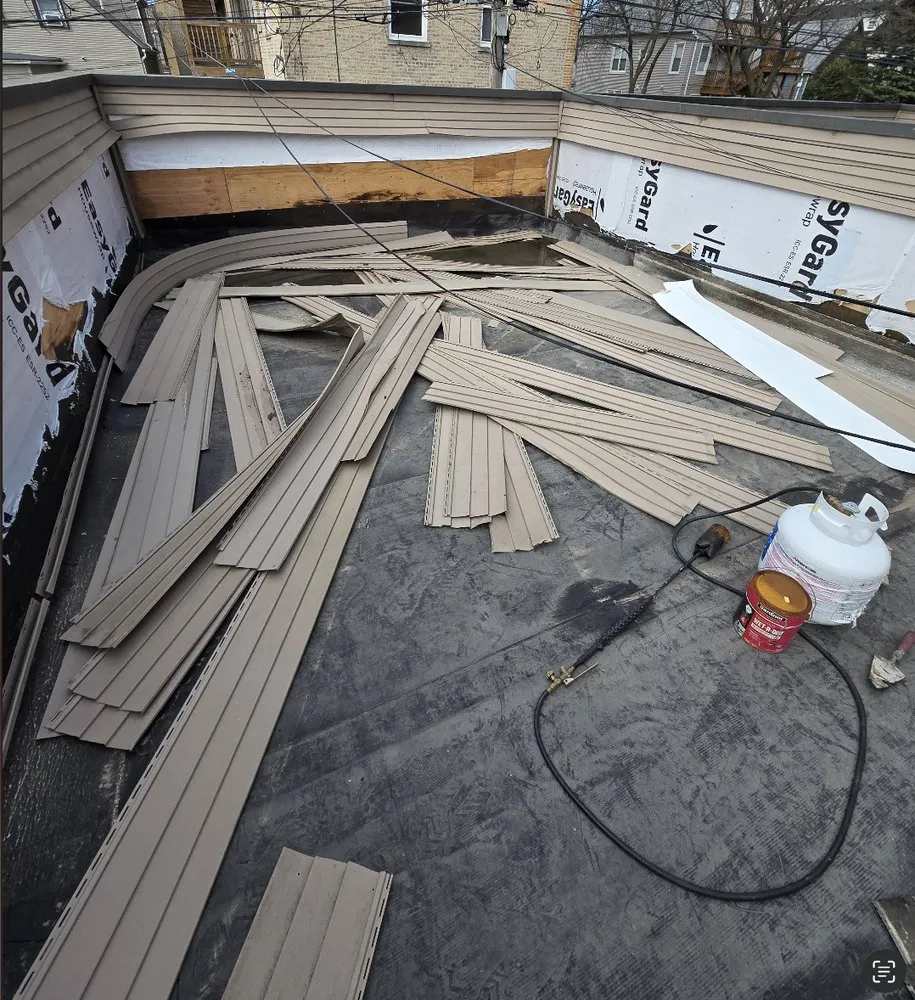 Slide of Chicago flat roofing