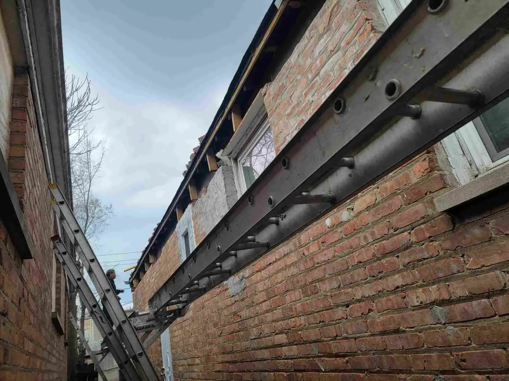 Slide of Chicago Grace Construction