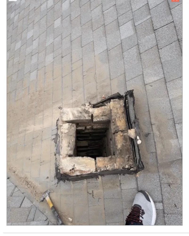 Slide of Chicago Grace Construction