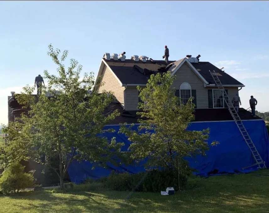 Slide of Chicago Lakefront Roofing & Tuckpointing