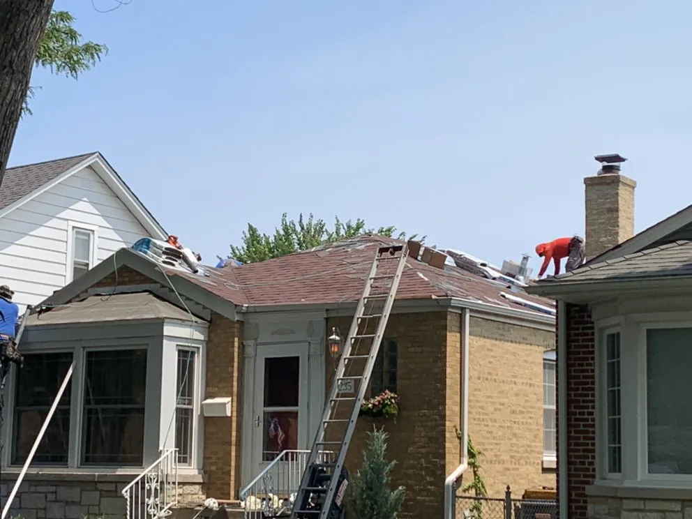 Slide of Chicago Local Roofer