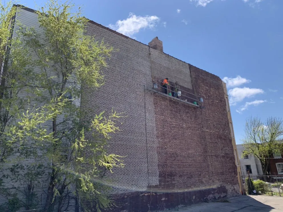 Slide of Chicago Local Roofer
