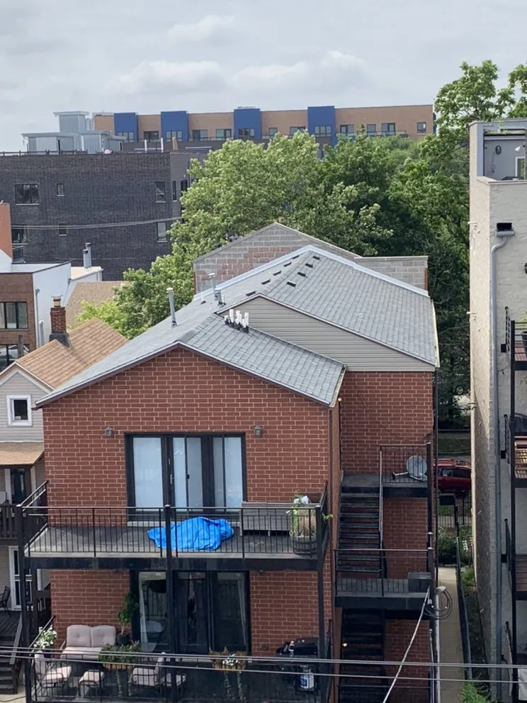 Slide of Chicago Local Roofer