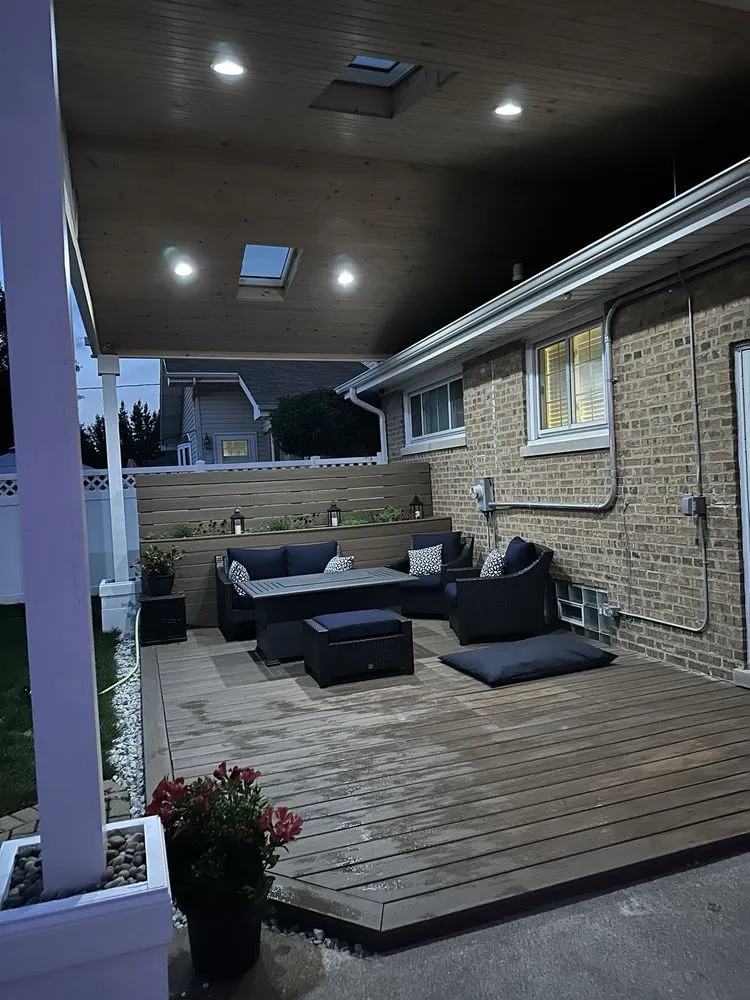 Slide of Chicago Roofing Consultant