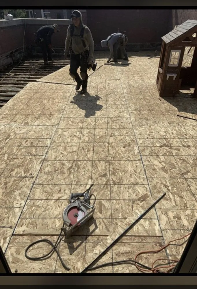 Slide of Chicago Roofing Repairs