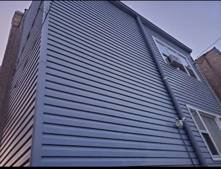 Slide of Chicago Seamless Gutters