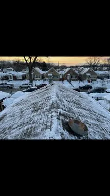 Chicago’s Advantage Roofing Logo