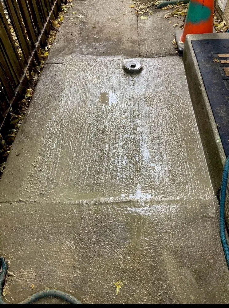 Slide of Chicago's Best Roofing