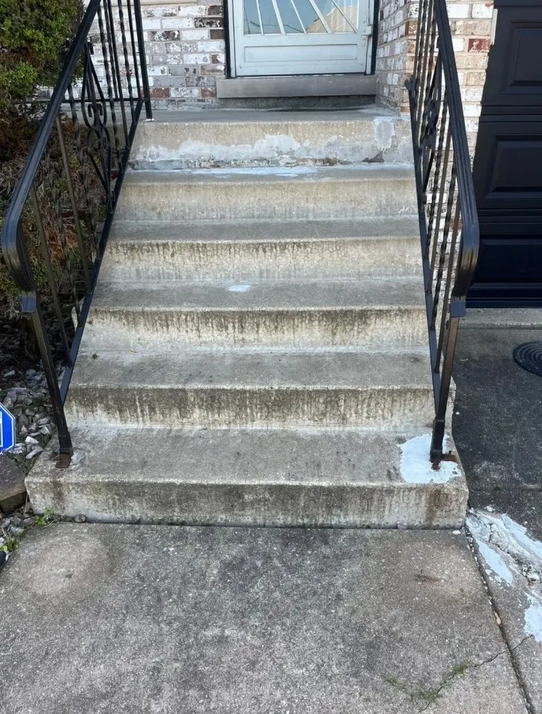 Slide of Chicago's Best Roofing