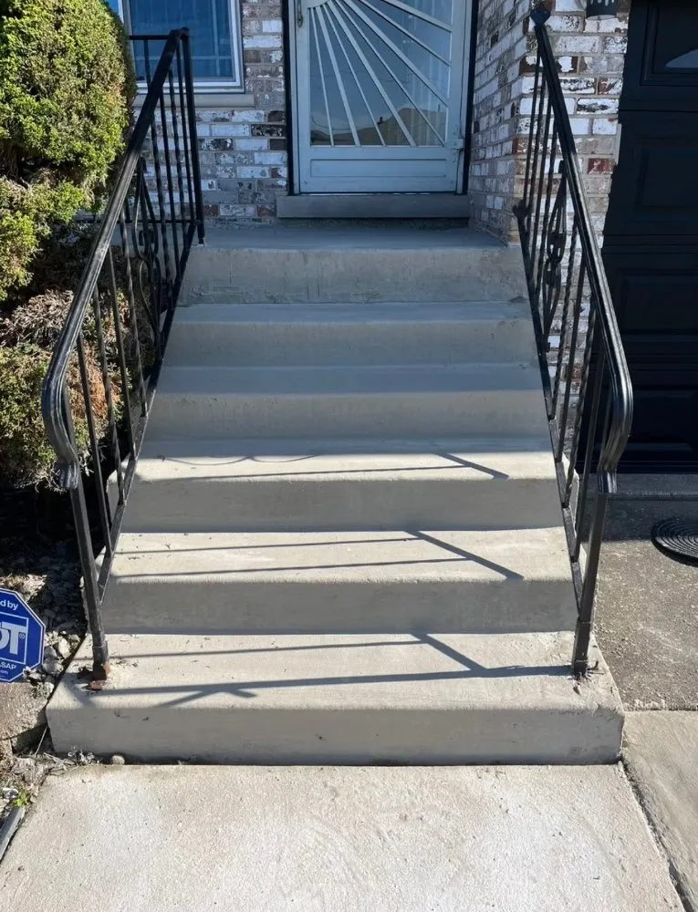 Slide of Chicago's Best Roofing