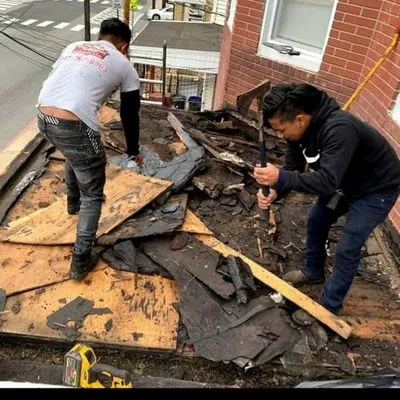 Chicago's Finest Roofing Logo