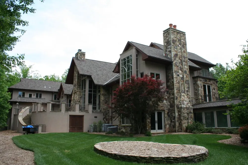 Slide of Chief Roofing