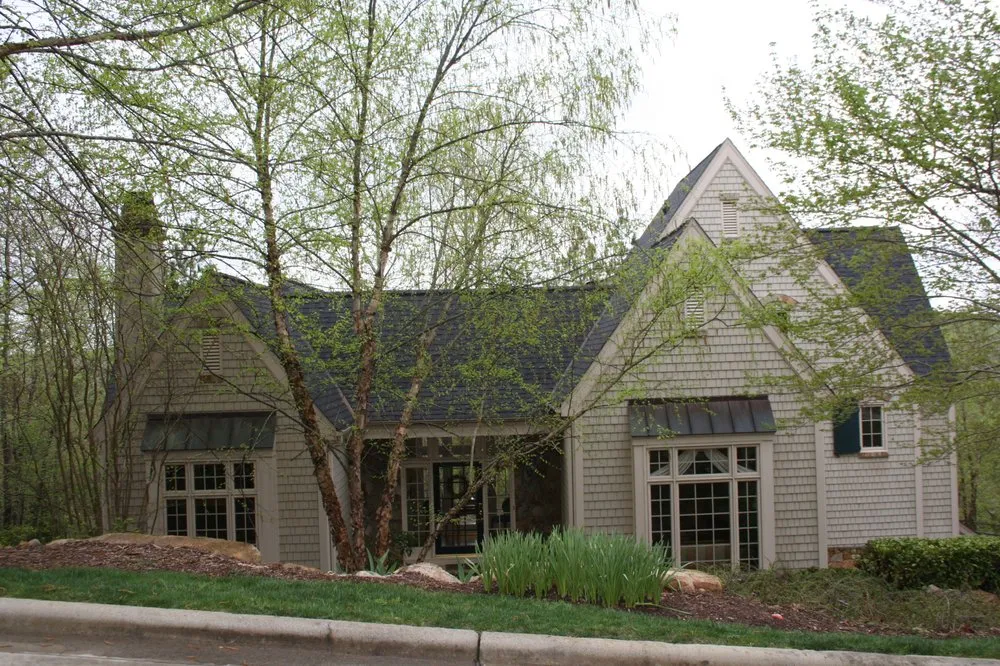 Slide of Chief Roofing